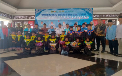 Memori Berkilau: Upacara Wisuda Santri Gemilang TK TPA BKPRMI Empat Lawang